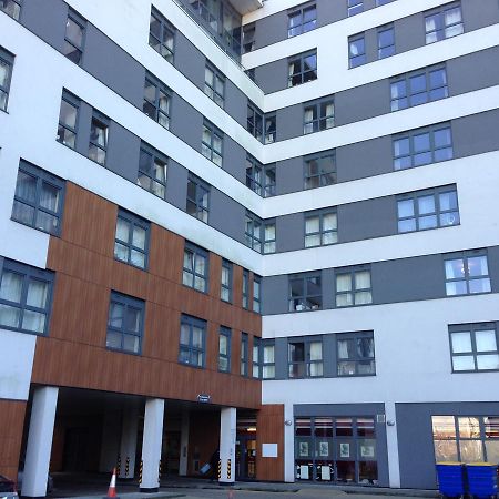 Linx Apartments Skyline Plaza 贝辛斯托克 外观 照片